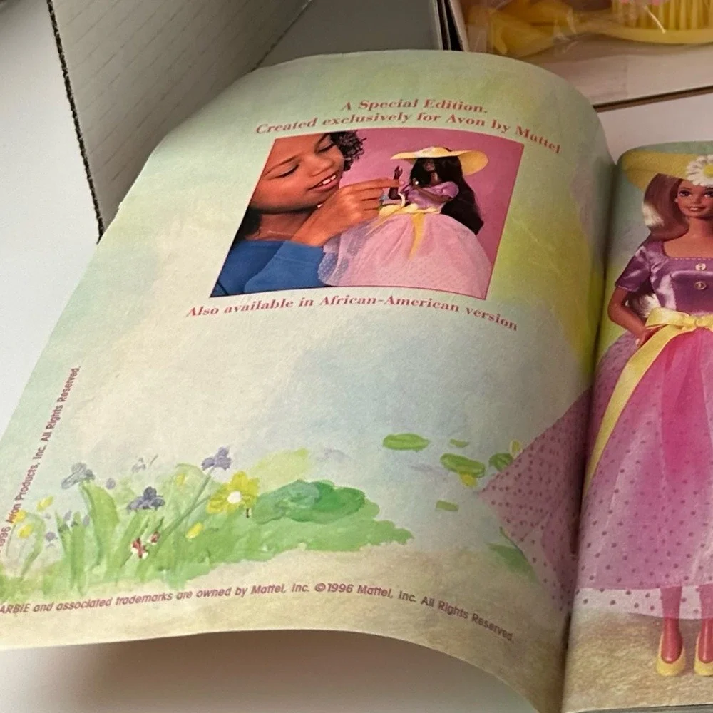 Mattel Barbie Dolls Avon Exclusive Spring Blossom Petals Special Edition NIB 90s